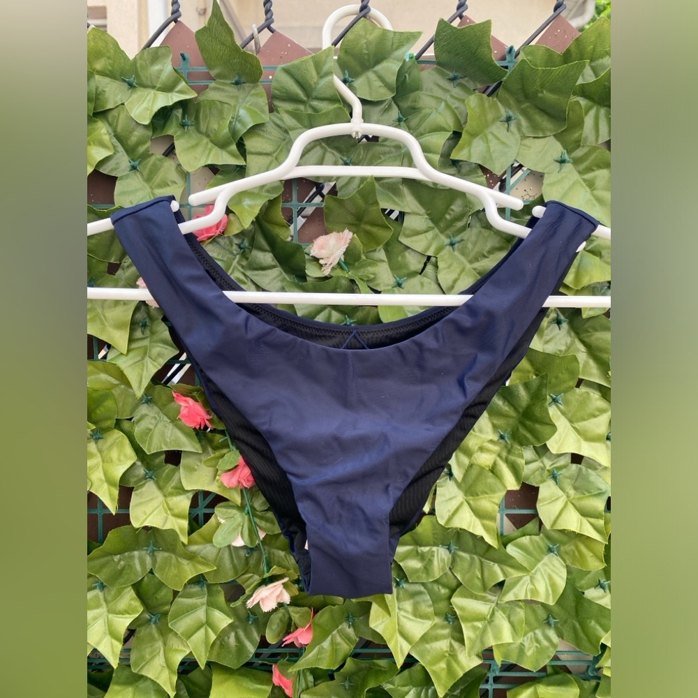 Brand New Medium Bikini Bottoms NWT J CREW